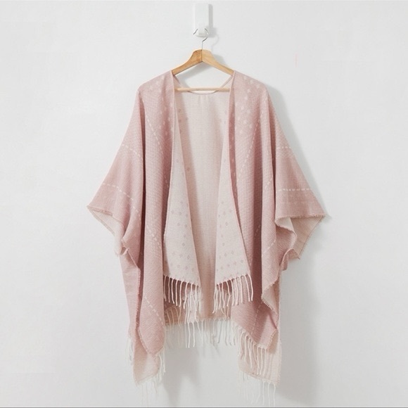 Gentle Fawn Sweaters - Gentle Fawn Hermosa Cover Up Fringed Kimono Cardigan Shawl Light Pink Size M/L